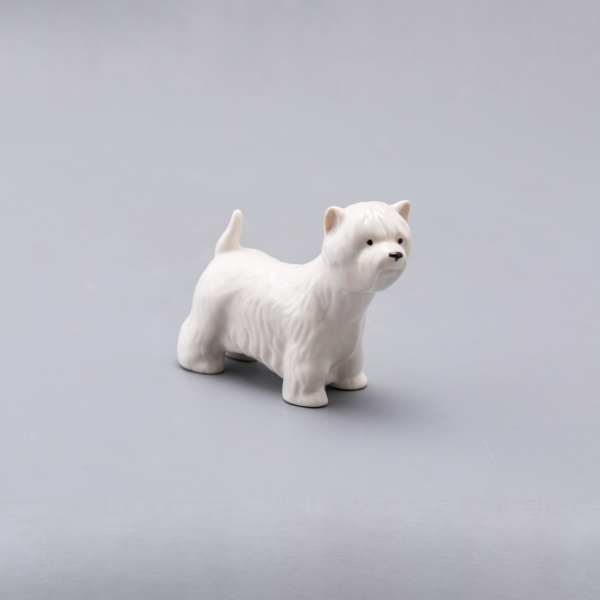 Vesti Figurine