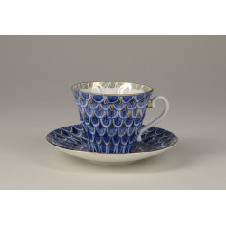Forget-Me-Not Tea Cup and Saucer, Radial Shape