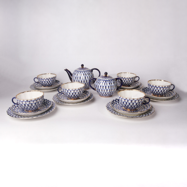 Cobalt Net Tea Set, Tulip Shape, for 6, 20 pieces