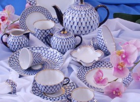 Lomonosov Porcelain Tableware and Figurines | Buy Best Porcelain 