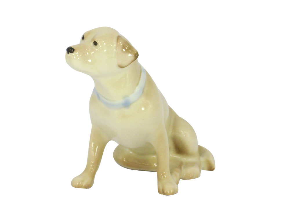 Labrador Dog Straw-Colored Lomonosov Figurine