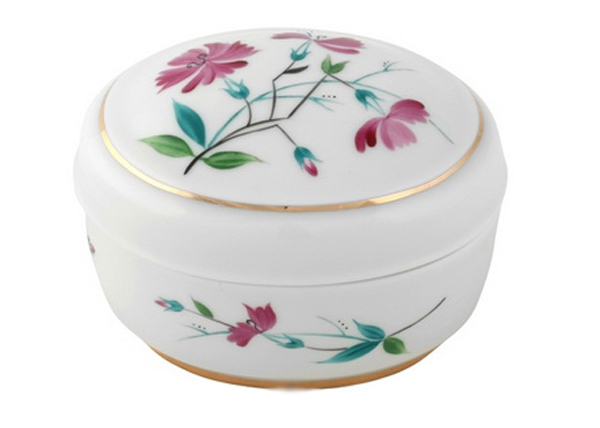 Porcelain Treasure Jewellery Oval Box Carnation
