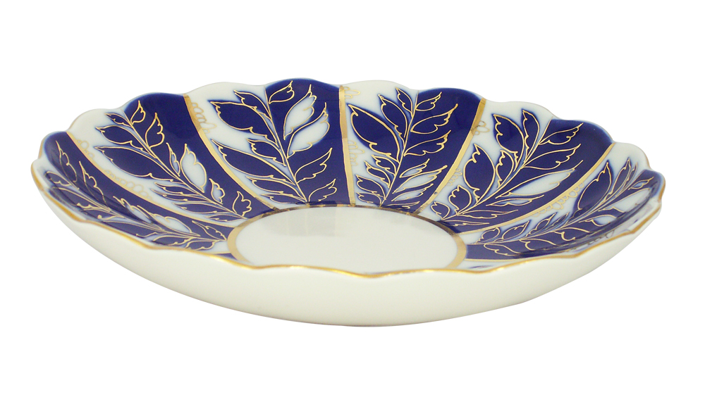 Porcelain Cake Сookie Biscuit Pastry Dish Tulip Winter Night 8.5"