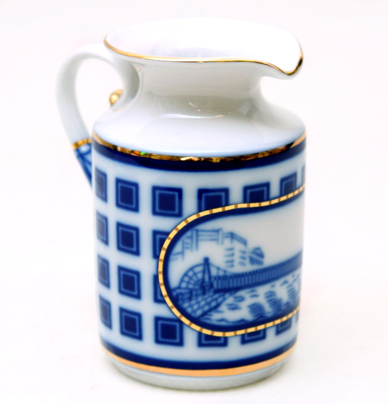 Porcelain Creamer Banquet Bridges of Petersburg 11 oz/325 ml